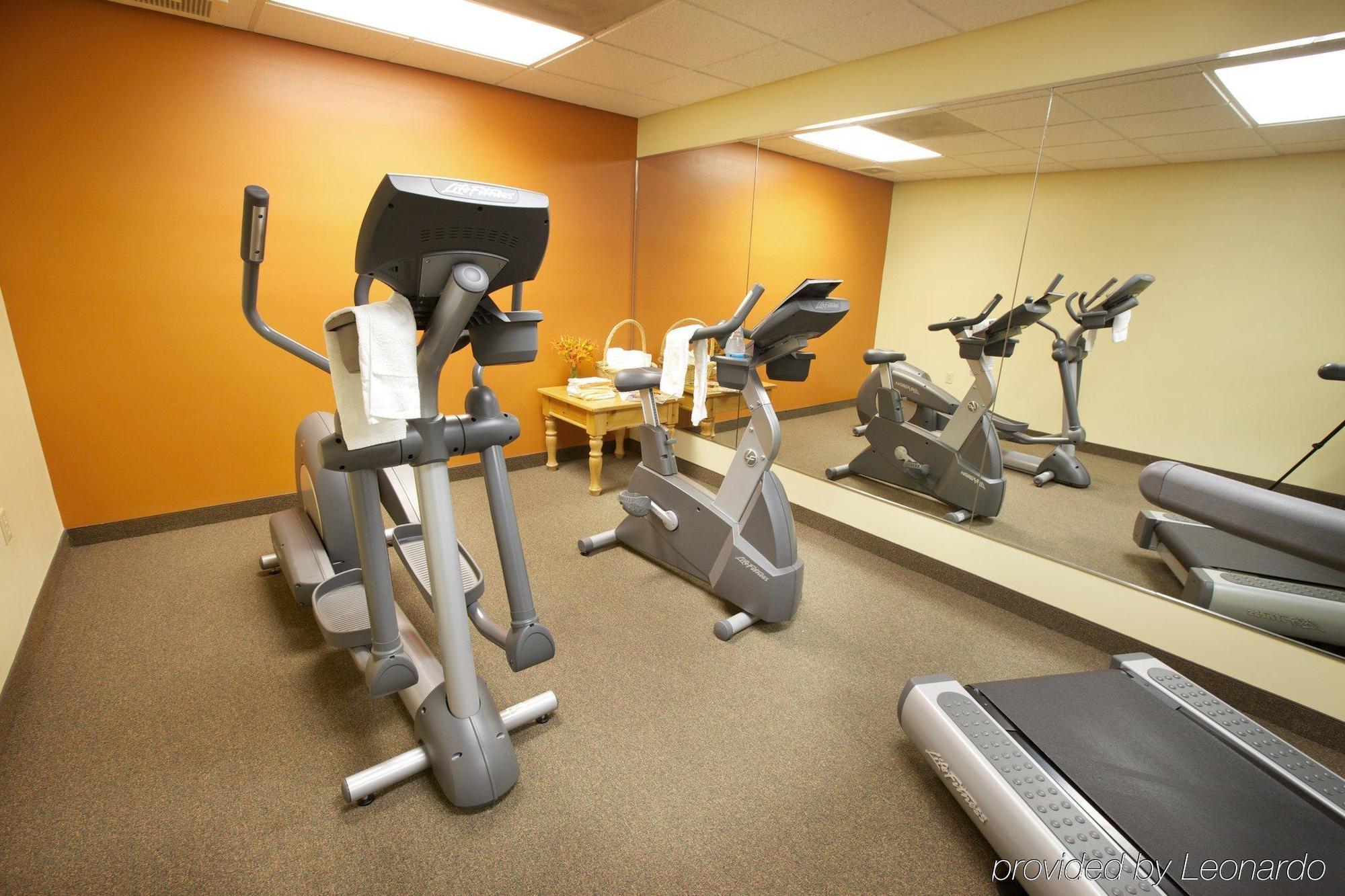 Lancaster Inn&Suites Manheim Facilidades foto